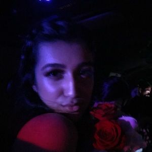 Meet your Posher, Sharika